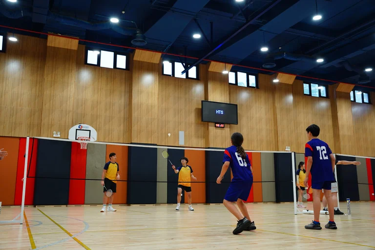 Badminton